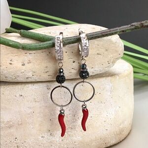 Gardgy Handmade earrings red pepper